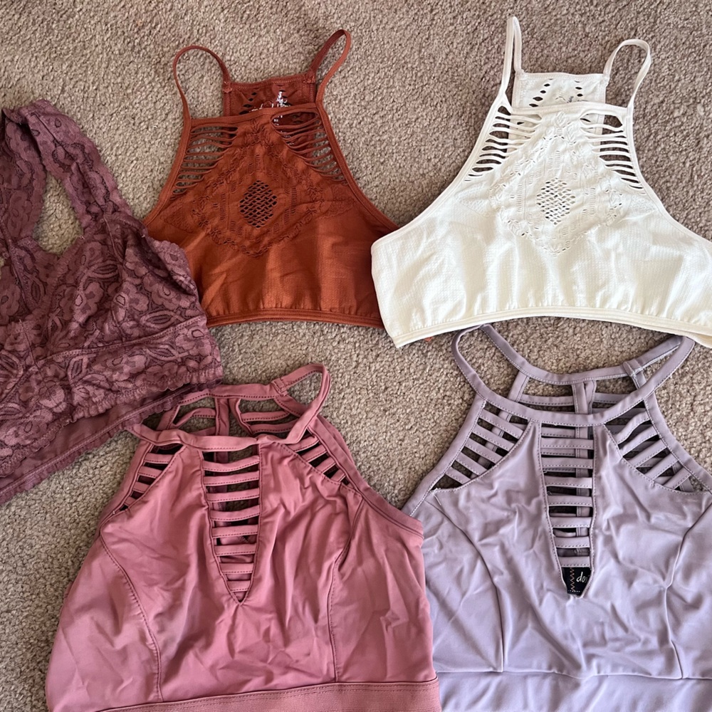 Daytrip Women's Lace and Strappy Tank Tops - Cream, Pink, Purple, Orange